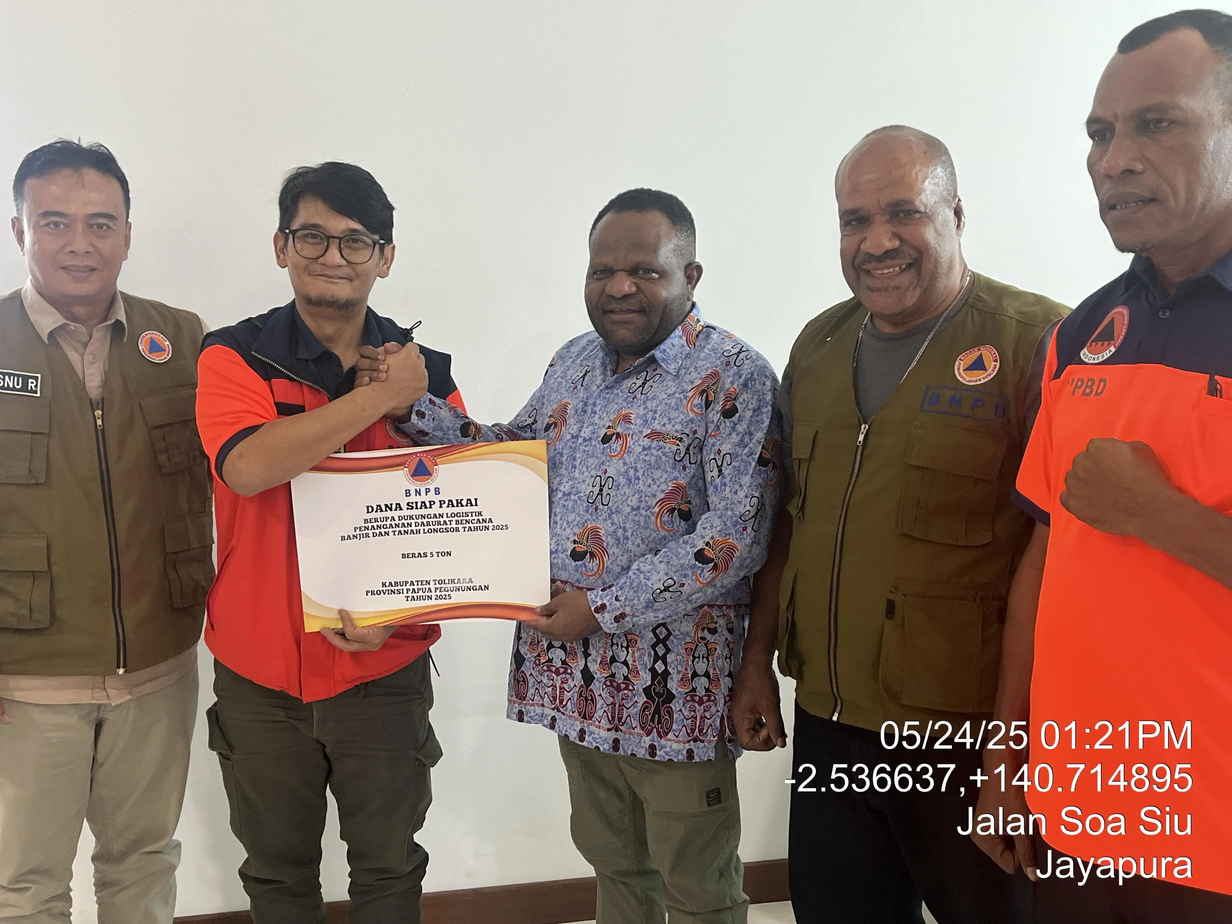 BNPB Salurkan Bantuan Pangan dalam Penanganan Darurat Bencana di Papua Pegunungan